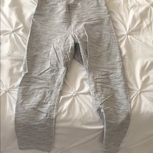 Winder Under high-rise crop 21”